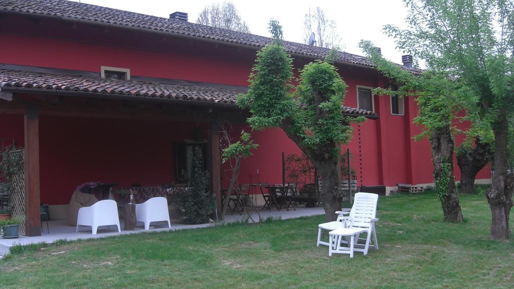 B&B Rooms Moncalvo Exterior photo